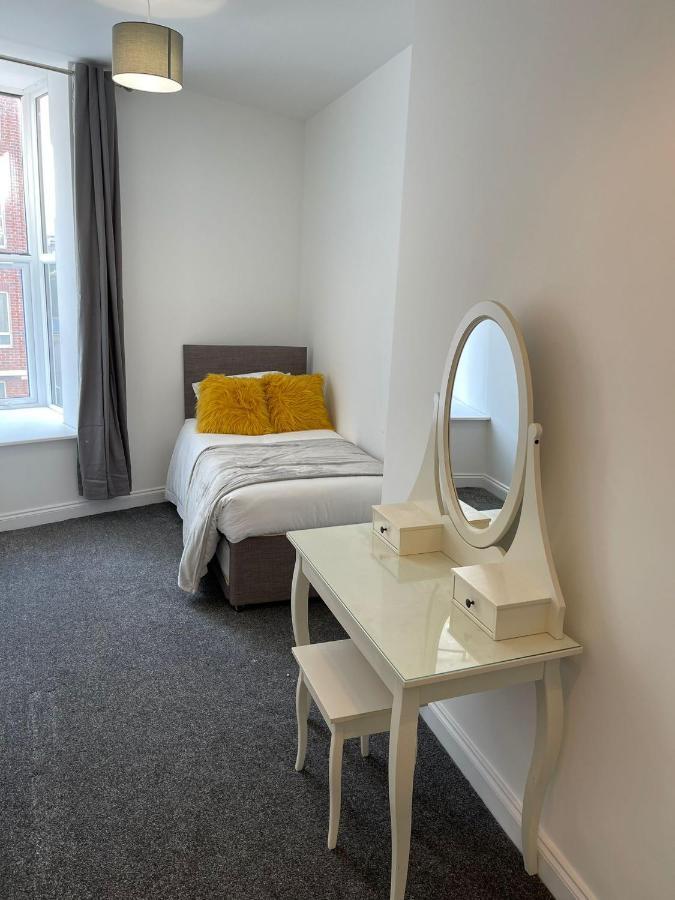 Brand New Montrouge Apartments - Perfect Location!! Portsmouth Extérieur photo