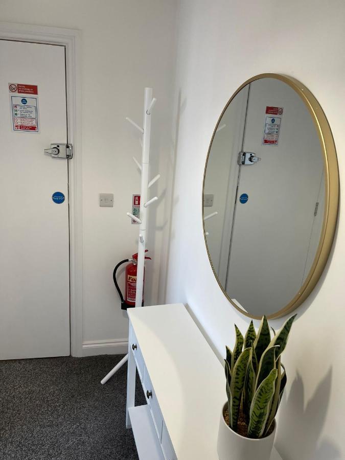 Brand New Montrouge Apartments - Perfect Location!! Portsmouth Extérieur photo