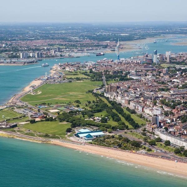 Brand New Montrouge Apartments - Perfect Location!! Portsmouth Extérieur photo